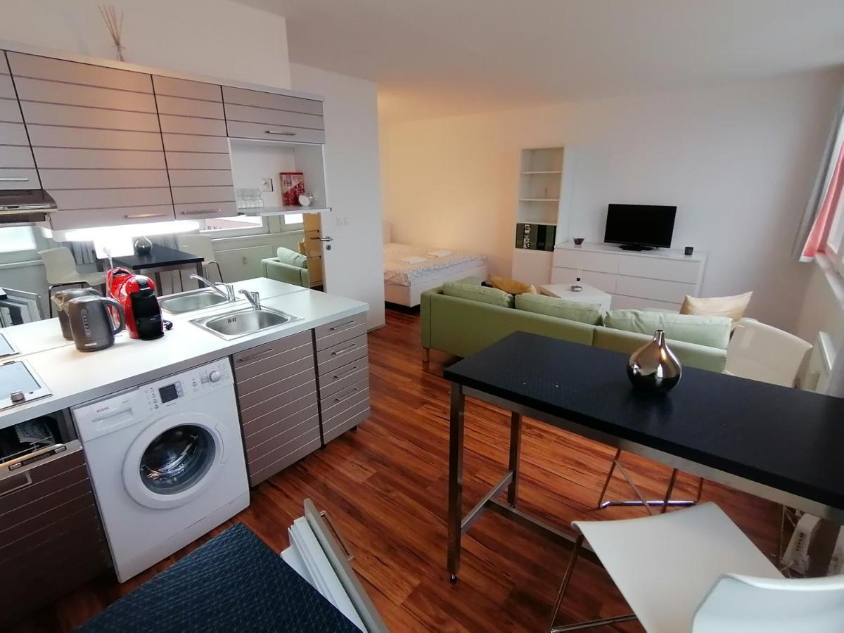 פראג Golden Family Apartments מראה חיצוני תמונה