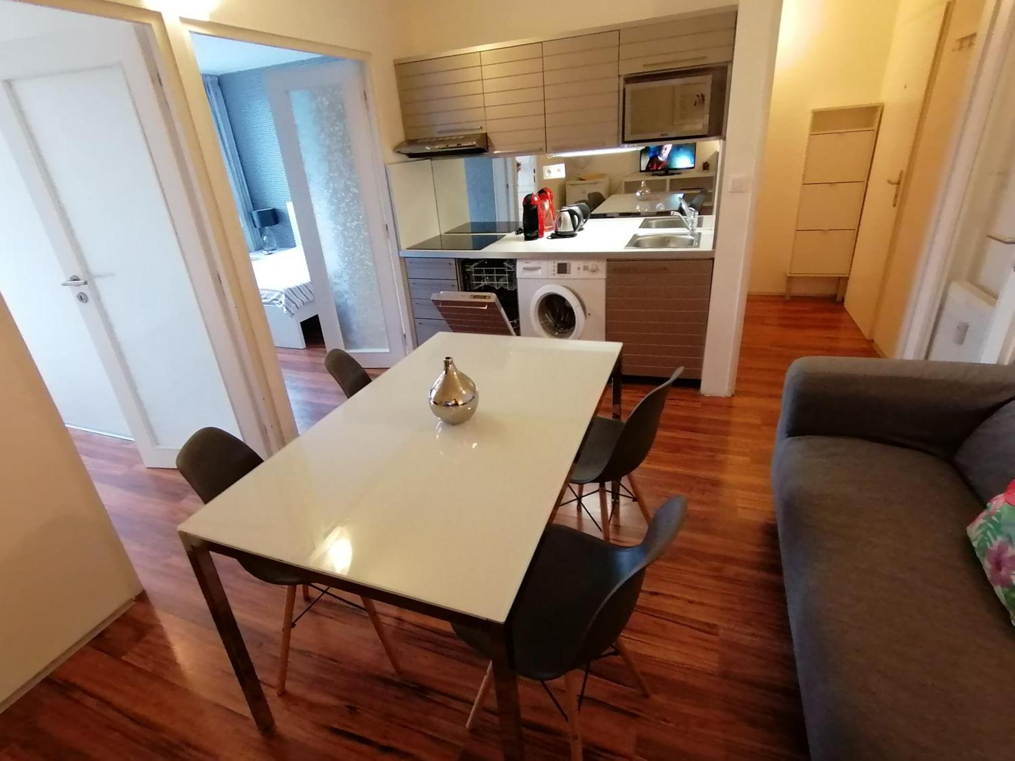פראג Golden Family Apartments מראה חיצוני תמונה